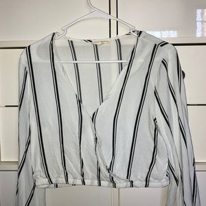 Striped bell sleeve vending crop top